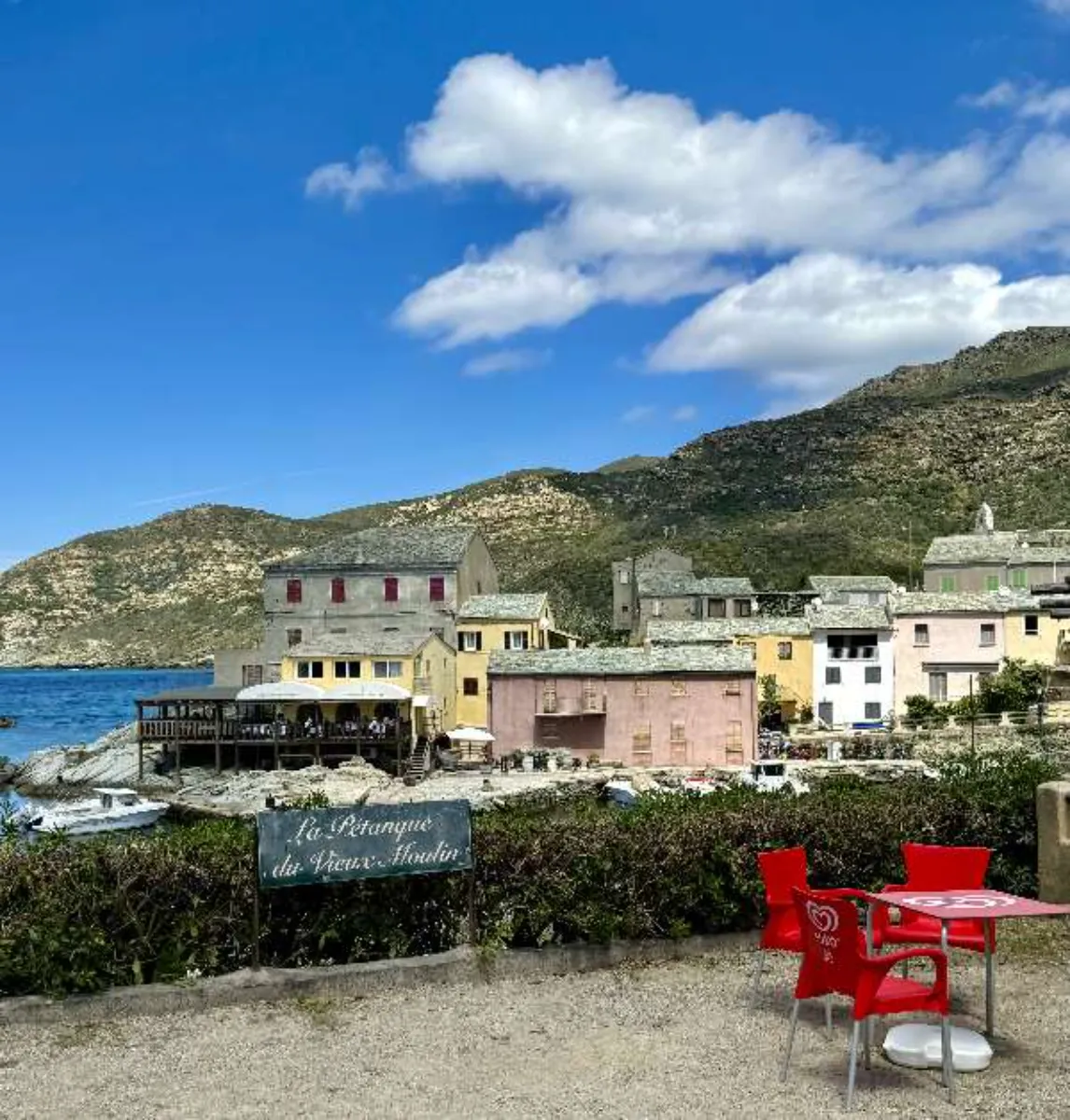 Village côtier corse